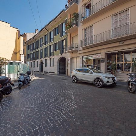 Italstay - Disciplini Apartment -10 Min Dal Duomo Mediolan Zewnętrze zdjęcie