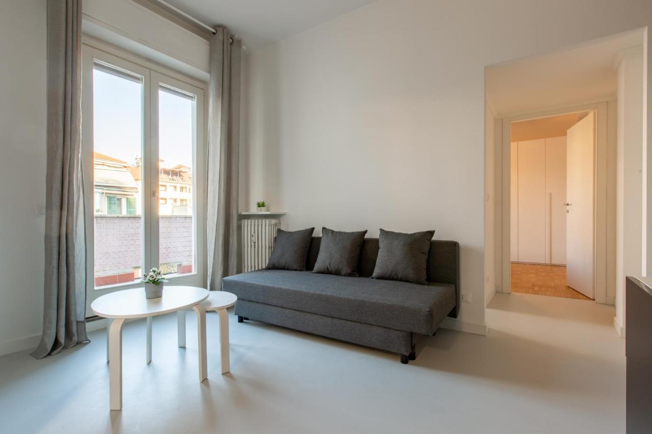 Italstay - Disciplini Apartment -10 Min Dal Duomo Mediolan Zewnętrze zdjęcie